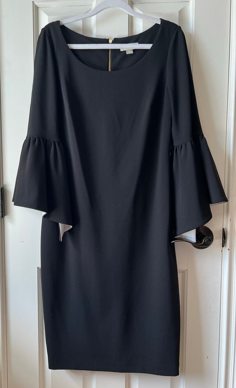 Calvin Klein Black 3/4 Bell Sleeve Sheath Dress White Lining Mini LBD Size 8